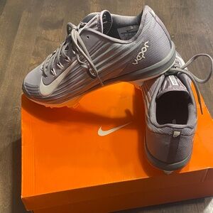 Nike Vapor Athletic Shoes in Gray